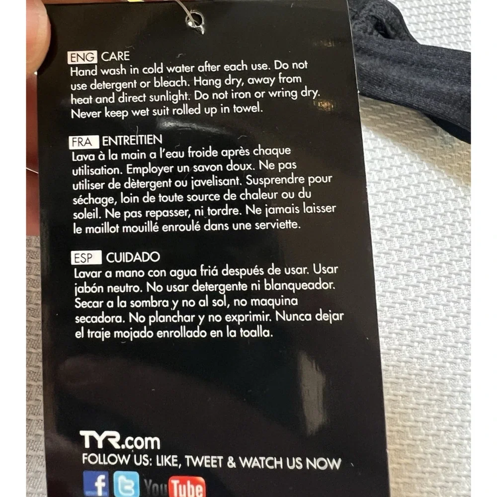 TYR‎ Women Size 6 Black NWT ControlFit One Piece Swimsuit UPF 50+ Chlorine Proof